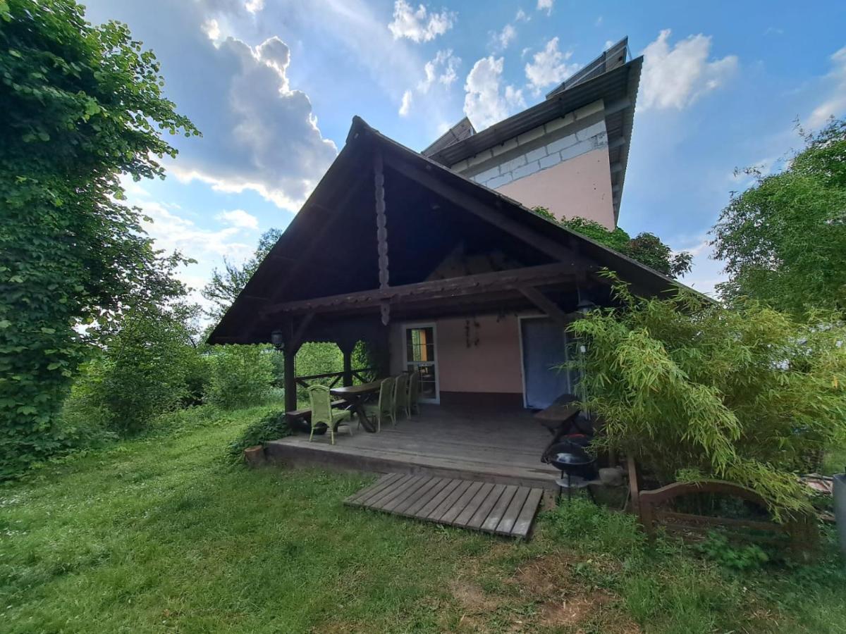Srodziemie Lorien Farm stay *
